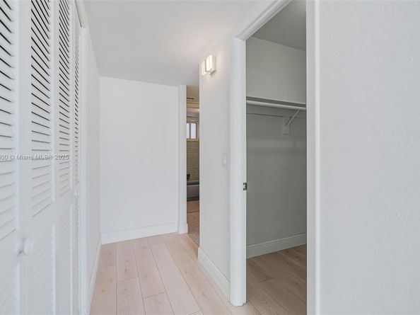 1345 Lincoln 1006, Miami Beach FL 33139