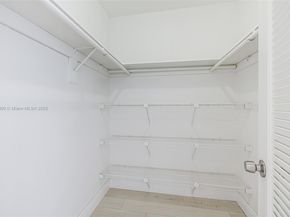 1345 Lincoln 1006, Miami Beach FL 33139