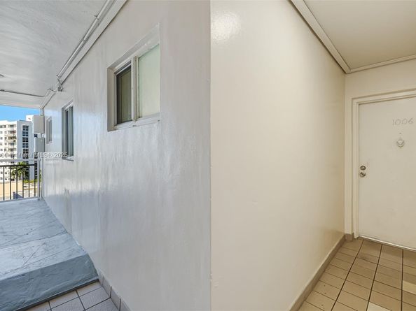 1345 Lincoln 1006, Miami Beach FL 33139