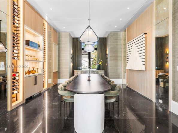 9500 SW 61st Ct, Pinecrest FL 33156