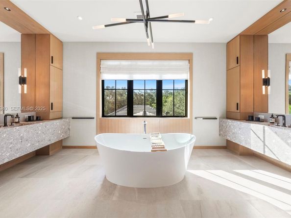 9500 SW 61st Ct, Pinecrest FL 33156