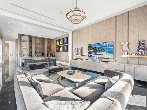 9500 SW 61st Ct, Pinecrest FL 33156