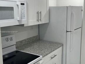 16850 S Glades Dr 3C, North Miami Beach FL 33162