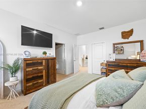 369 NW 8th Ct, Pompano Beach FL 33060