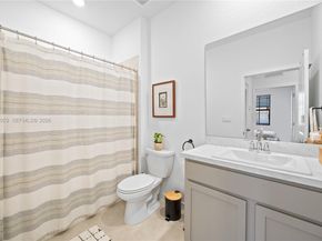 369 NW 8th Ct, Pompano Beach FL 33060