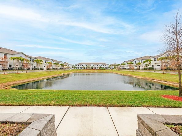 369 NW 8th Ct, Pompano Beach FL 33060