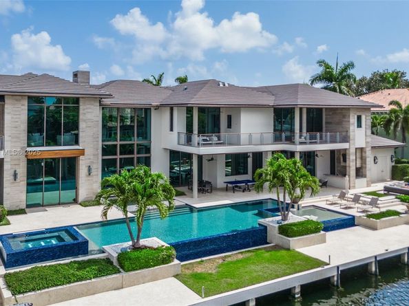 20 Compass Isle, Fort Lauderdale FL 33308