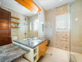 20 Compass Isle, Fort Lauderdale FL 33308