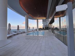 175 se 25 rd 2803, Miami FL 33129