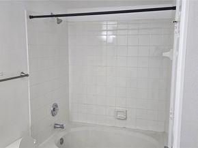 215 SW 117th Ter 14104, Pembroke Pines FL 33025