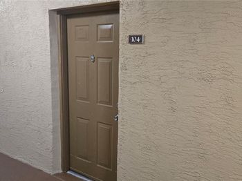 215 SW 117th Ter