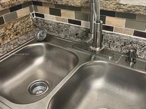 215 SW 117th Ter 14104, Pembroke Pines FL 33025