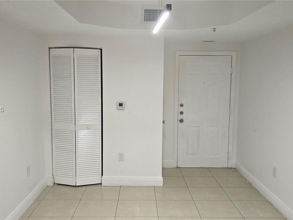 215 SW 117th Ter 14104, Pembroke Pines FL 33025