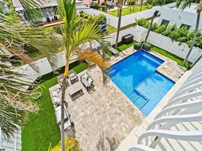 832 Hollywood Blvd, Hollywood FL 33019