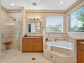 832 Hollywood Blvd, Hollywood FL 33019