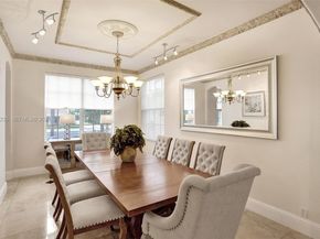 832 Hollywood Blvd, Hollywood FL 33019