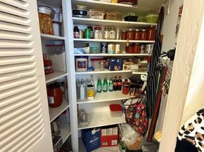 4270 NW 40th St 109, Lauderdale Lakes FL 33319