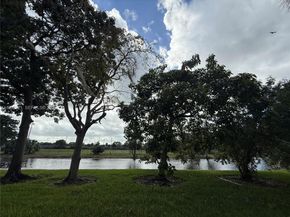 4270 NW 40th St 109, Lauderdale Lakes FL 33319