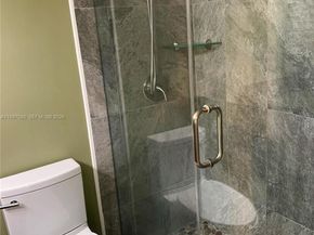 690 SE 23rd Ave 4, Pompano Beach FL 33062