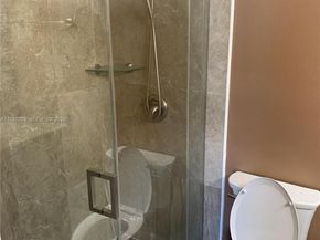 690 SE 23rd Ave 4, Pompano Beach FL 33062