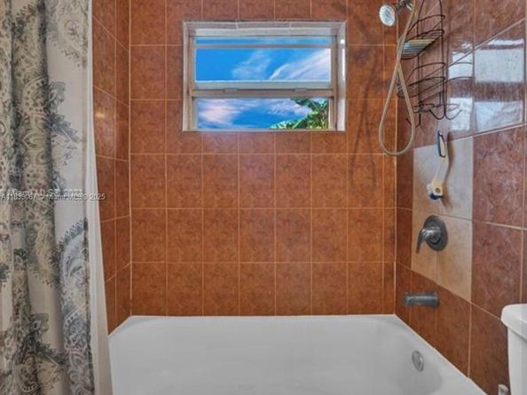 130 NE 21st Ct, Pompano Beach FL 33060