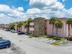 19825 SW 114th Ave 323, Miami FL 33157