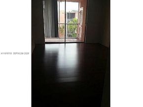 19825 SW 114th Ave 323, Miami FL 33157