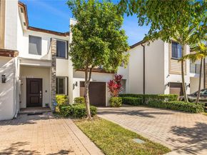 20661 NE 2nd Ct, Miami FL 33179