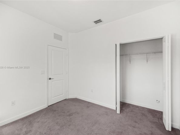 20661 NE 2nd Ct, Miami FL 33179