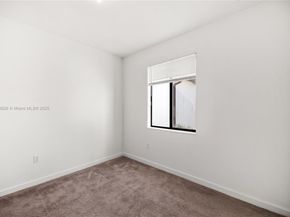 20661 NE 2nd Ct, Miami FL 33179