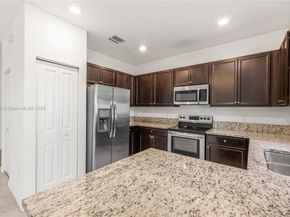 20661 NE 2nd Ct, Miami FL 33179