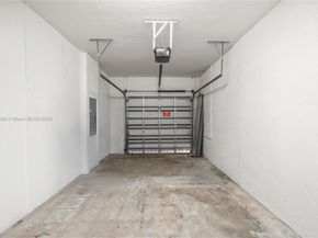 20661 NE 2nd Ct, Miami FL 33179