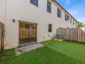 20661 NE 2nd Ct, Miami FL 33179