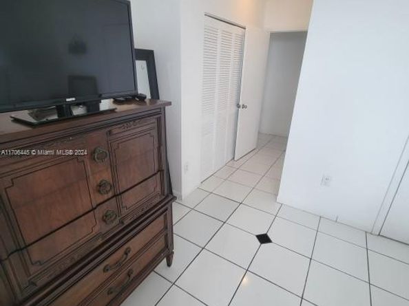 5601 Collins Ave PH9, Miami Beach FL 33140