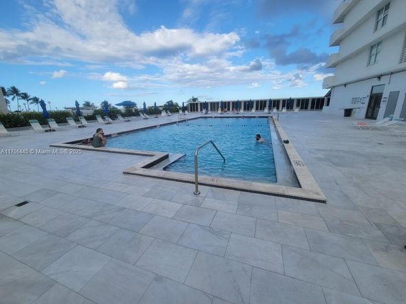 5601 Collins Ave PH9, Miami Beach FL 33140