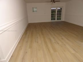 18901 SW 97th Ave, Cutler Bay FL 33157