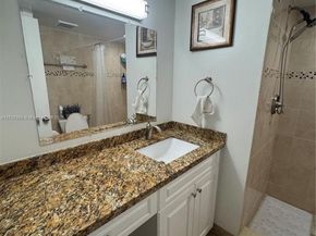 8101 N Sunrise Lakes Dr 309, Sunrise FL 33322