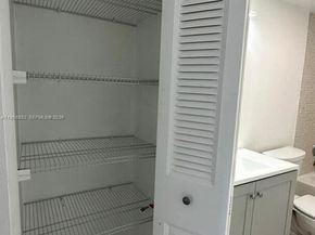 4174 Inverrary Dr 311, Lauderhill FL 33319