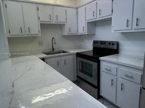 4174 Inverrary Dr 311, Lauderhill FL 33319