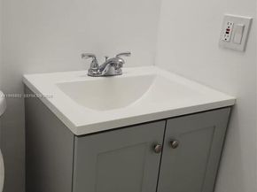 4174 Inverrary Dr 311, Lauderhill FL 33319