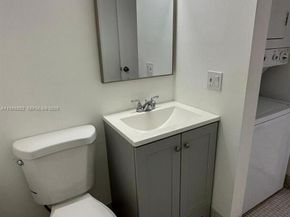 4174 Inverrary Dr 311, Lauderhill FL 33319