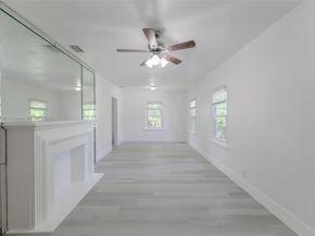 1250 NW 43rd St, Miami FL 33142