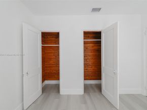 1250 NW 43rd St, Miami FL 33142