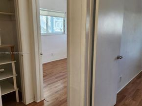 455 Golden Isles Dr 309, Hallandale Beach FL 33009