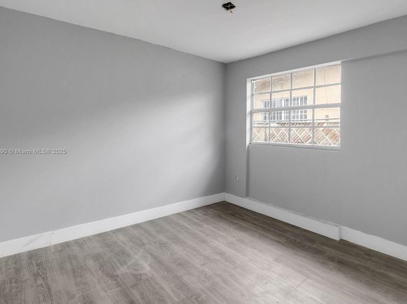 643-645 NE 149th St, Miami FL 33161