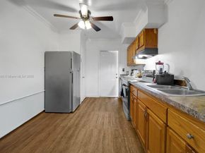 643-645 NE 149th St, Miami FL 33161