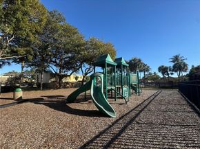 9412 NW 39th St, Sunrise FL 33351