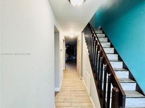 9412 NW 39th St, Sunrise FL 33351