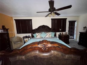 9412 NW 39th St, Sunrise FL 33351