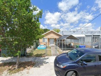 2180 NW 18th Ave